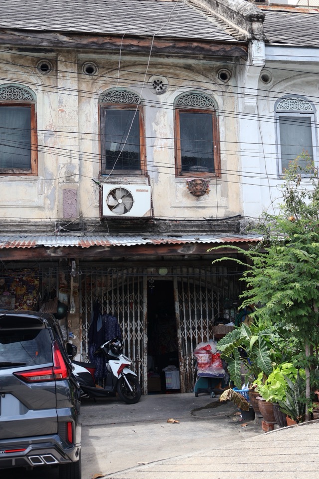 Chakkrawat Pier — photo 10