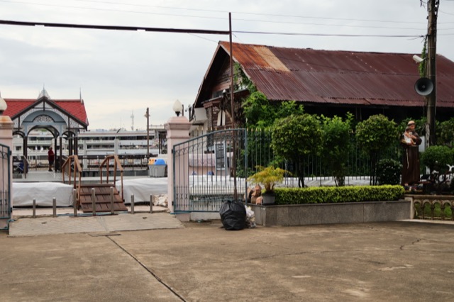 Khet Thon Buri — photo 04