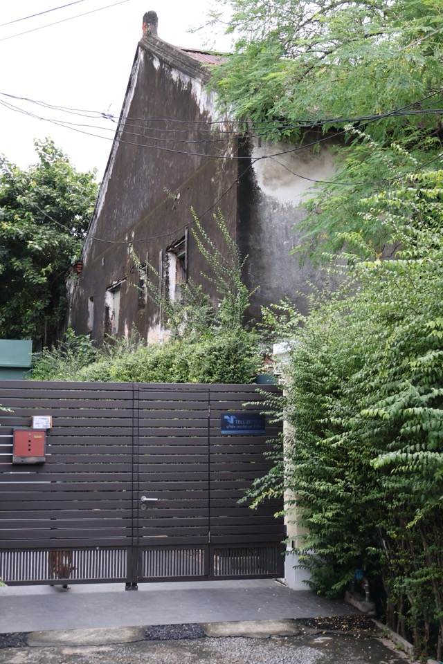 Phra Prasert Wanich House ('Bat Palace') — photo 01
