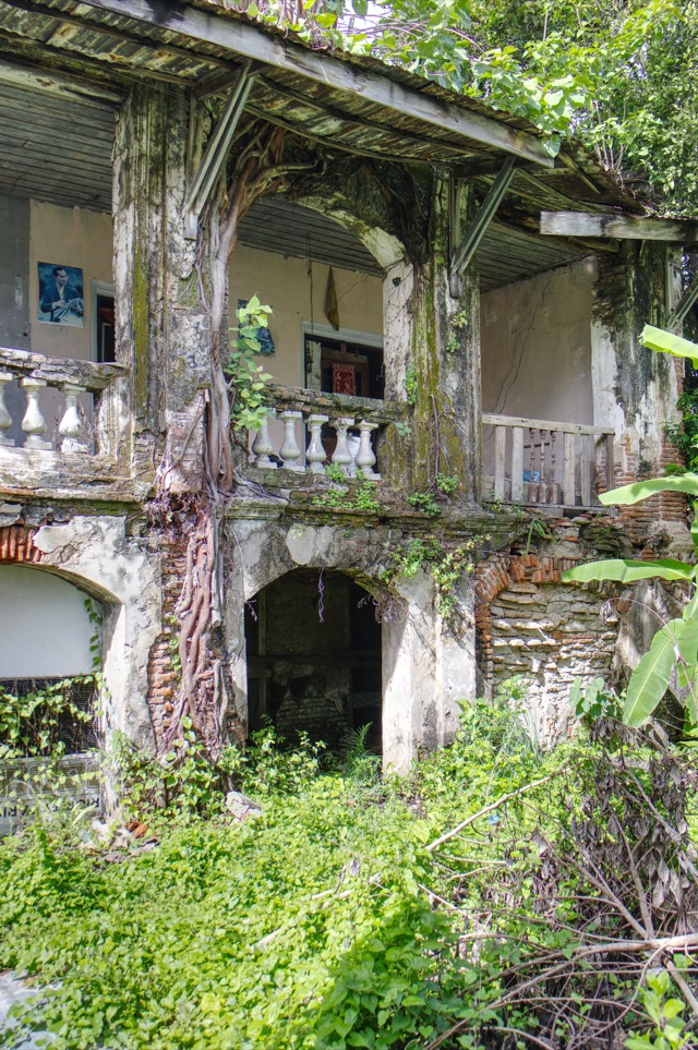 Phra Prasert Wanich House ('Bat Palace') — photo 07